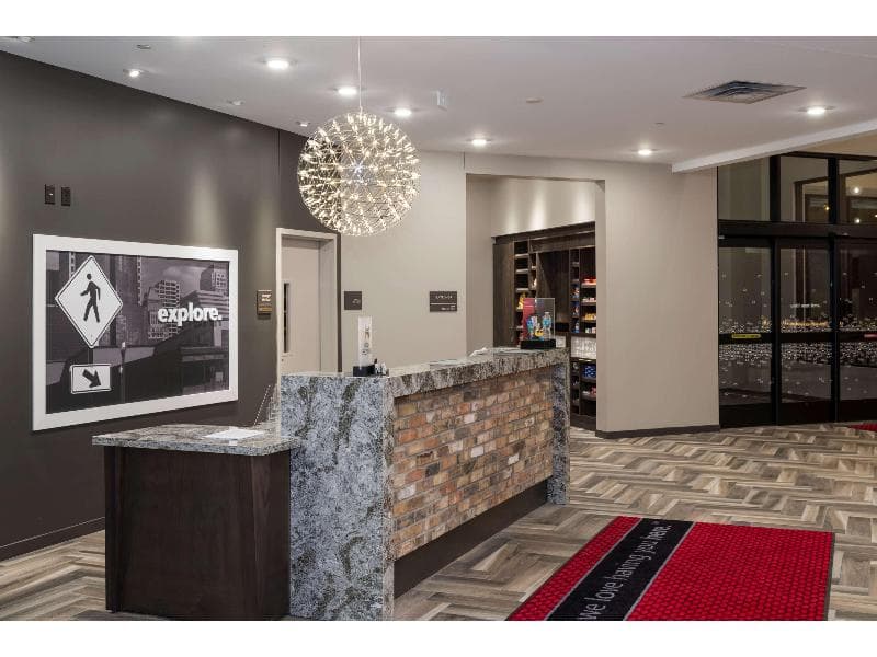 Hampton Inn & Suites Minneapolis University Area 4