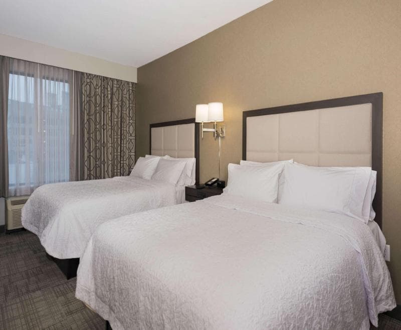 Hampton Inn & Suites Minneapolis University Area main