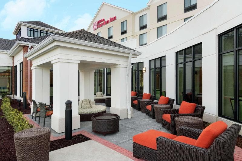 Hilton Garden Inn Medford 2