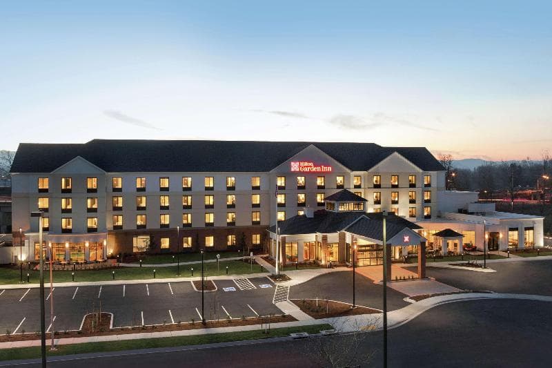 Hilton Garden Inn Medford 3
