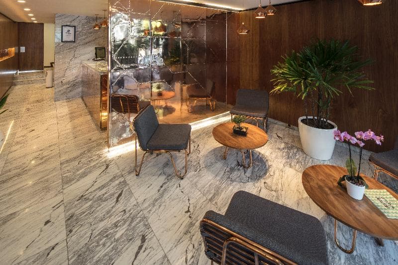 The Suites Wtc 5