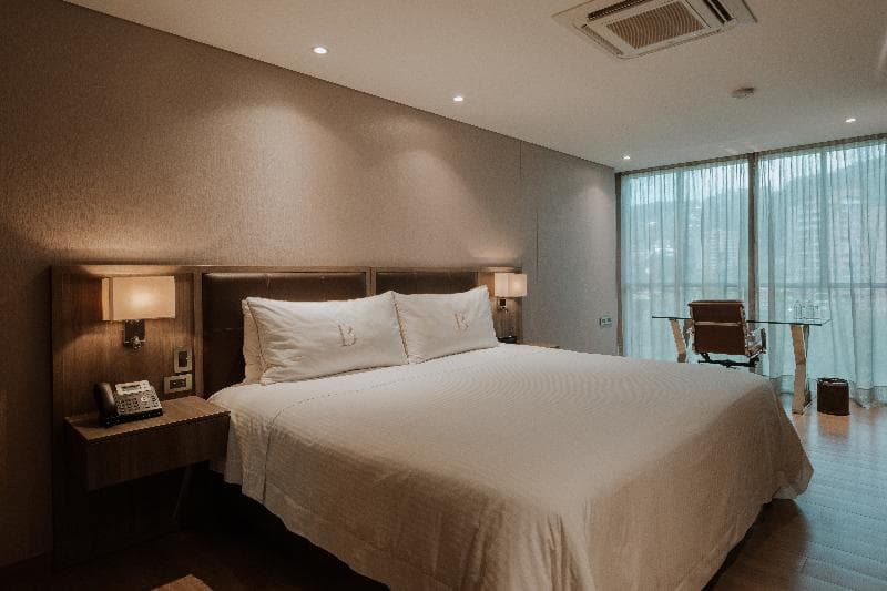 Binn Hotel photo 1