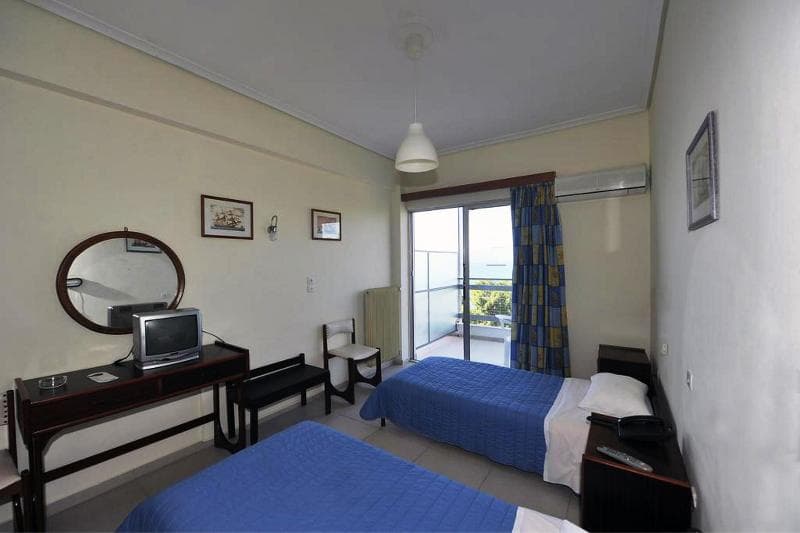 Siagas Beach Hotel 4