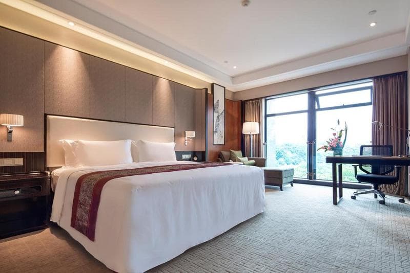 Howard Johnson Jinyi Hotel Chongqing 4