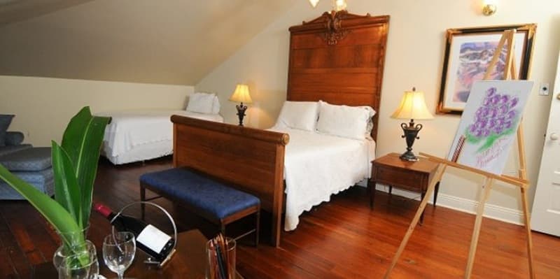 Degas House 4