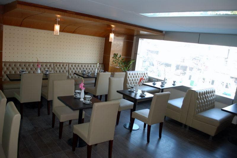 Orchid Business Hotel photo 1