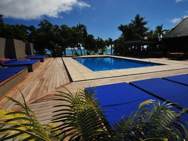 Blue Lagoon Beach Resort 4
