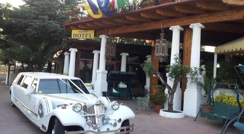 Hotel Chopin 2