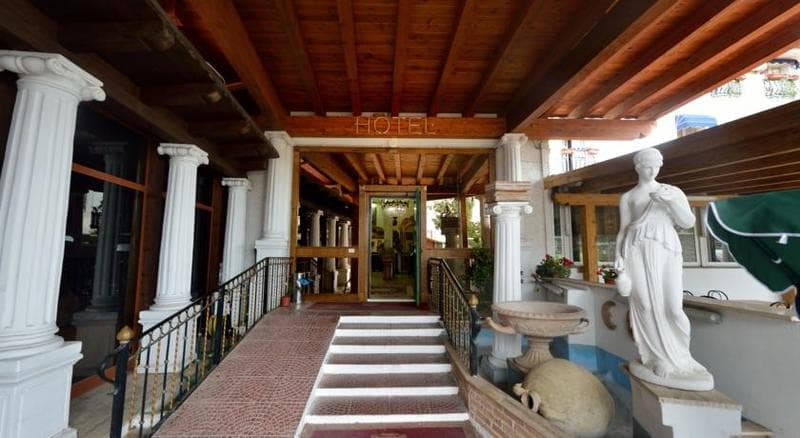 Hotel Chopin 4