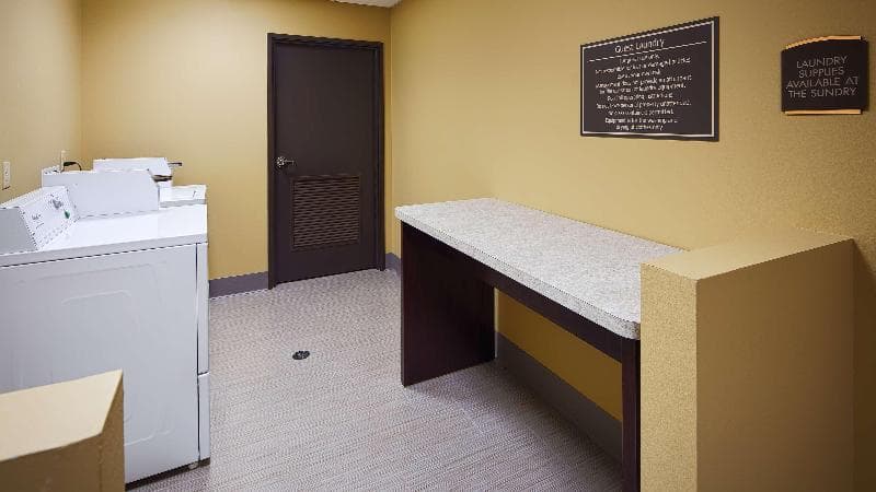 Best Western Plus New Orleans Airport Hotel 4