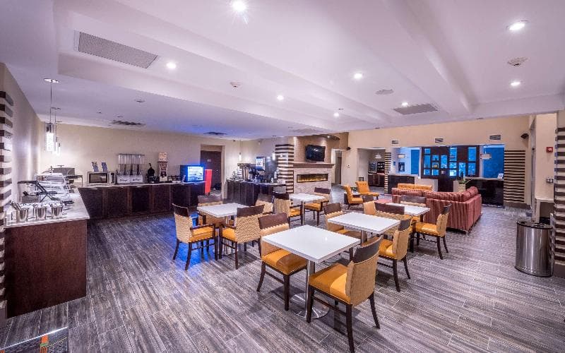 Best Western Plus Chateau Fort St. John 3
