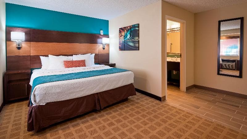 Best Western Plus Harrisburg Mechanicsburg 5