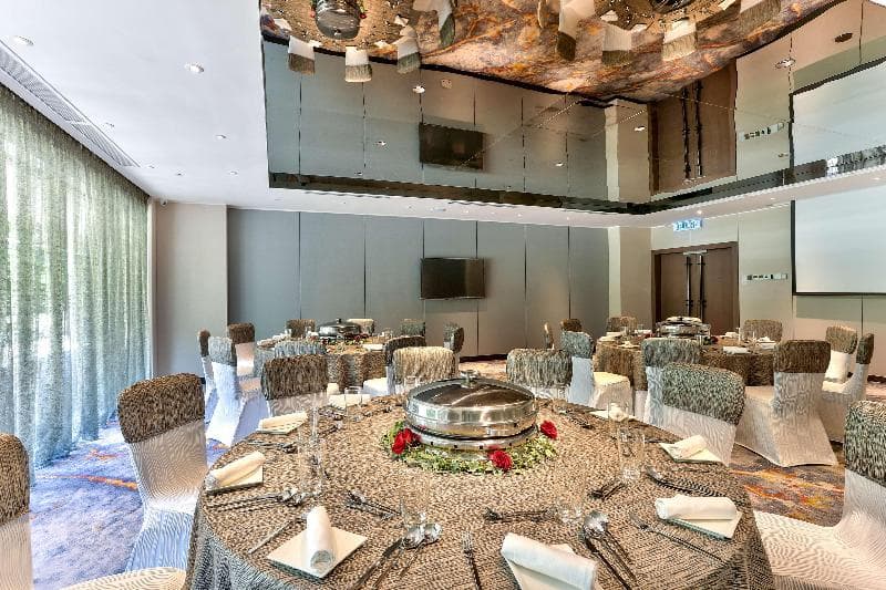 Hilton Kota Kinabalu 4