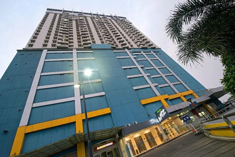 Grand Whiz Poins Square Simatupang Jakarta 4