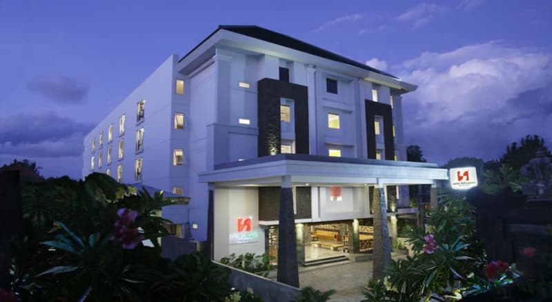 Swiss-Belexpress Kuta, Legian photo 1
