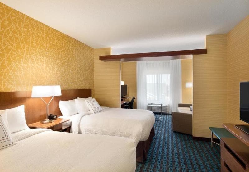 Fairfield Inn & Suites Lancaster East At The Outlets 4