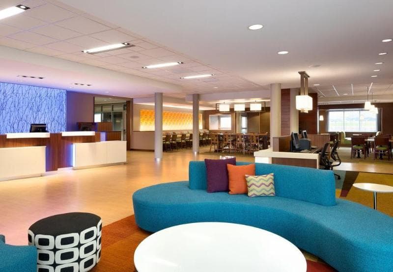 Fairfield Inn & Suites Lancaster East At The Outlets 5