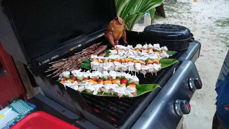 Aroa Beachside Inn 4