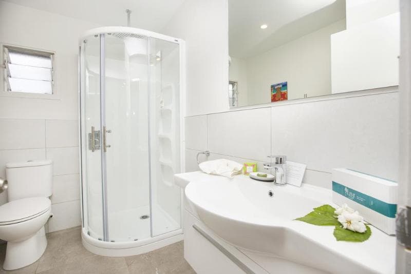 Lagoon Breeze Villas 5