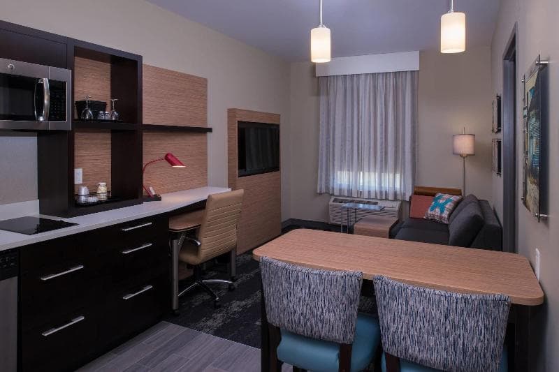 Towneplace Suites Saskatoon 3
