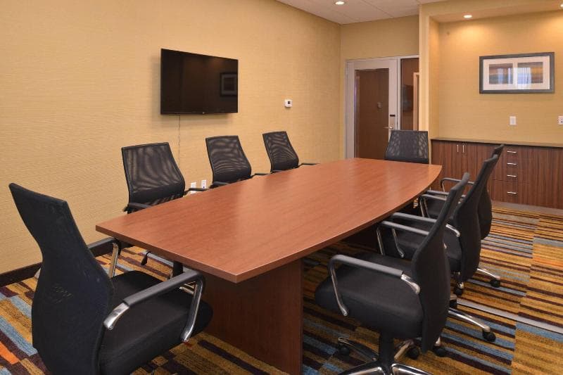 Fairfield Inn & Suites Fremont photo 1