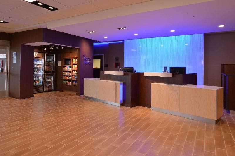 Fairfield Inn & Suites Fremont 5