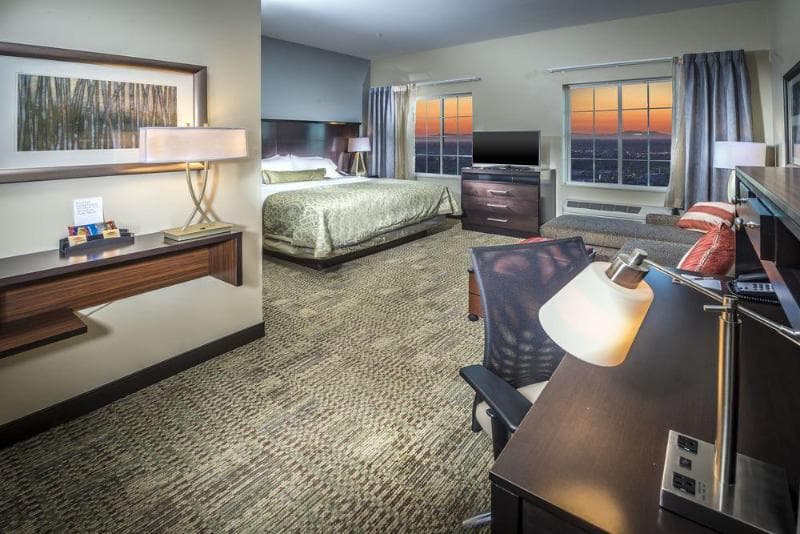 Fairfield Inn & Suites Sacramento Folsom 4