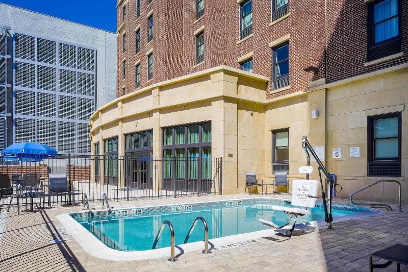 Fairfield Inn & Suites Savannah Downtown 3