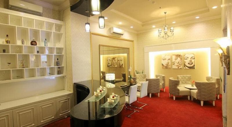 Grand Darmo Suite By Amithya 5