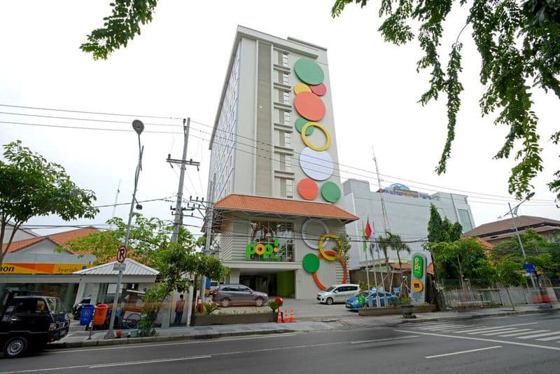 POP! Hotel Diponegoro Surabaya photo 1