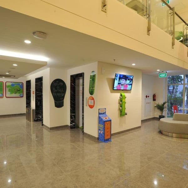 POP! Hotel Diponegoro Surabaya 4