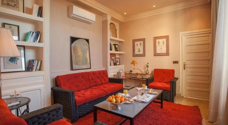 Riad Hasna Espi 4