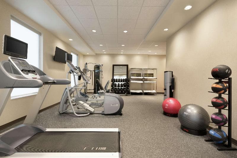 Home2 Suites by Hilton Cleveland Independence 2