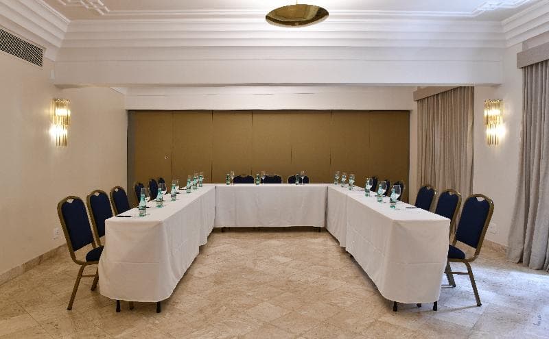 Fera Palace Hotel 4