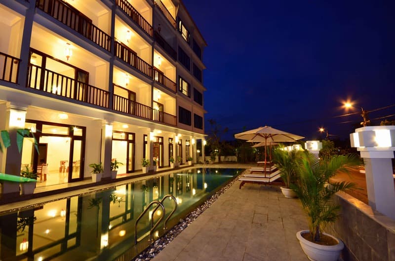 Sunshine Hotel photo 1