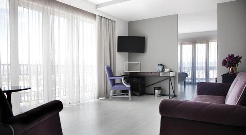 The Terrace Boutique Hotel 5