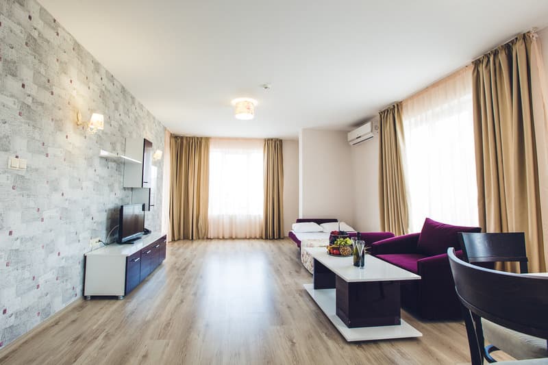 Hotel Avenue Deluxe 5