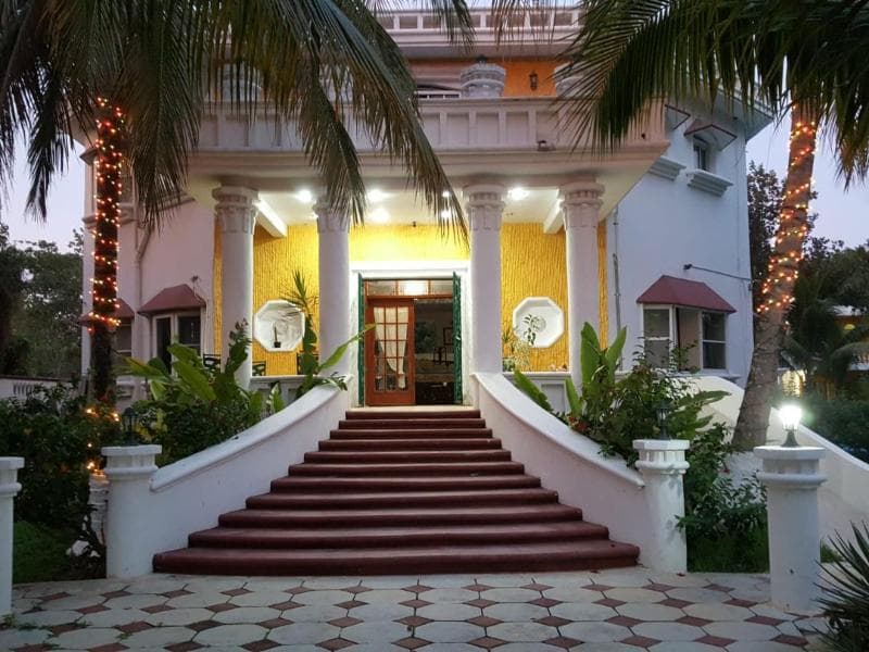 Mansion Giahn Bed & Breakfast 5