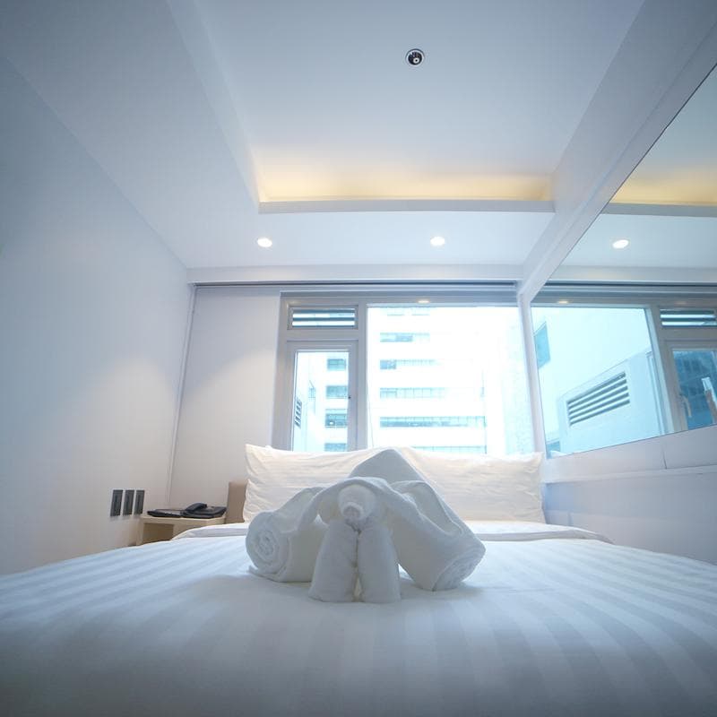 The Mini Suites Eton Tower Makati 5