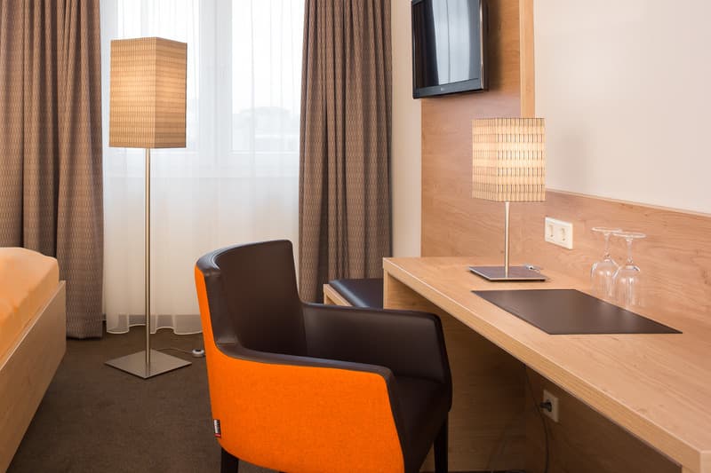 Stadthotel Am Romerturm 4