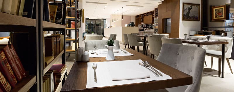 Envoy Hotel 4