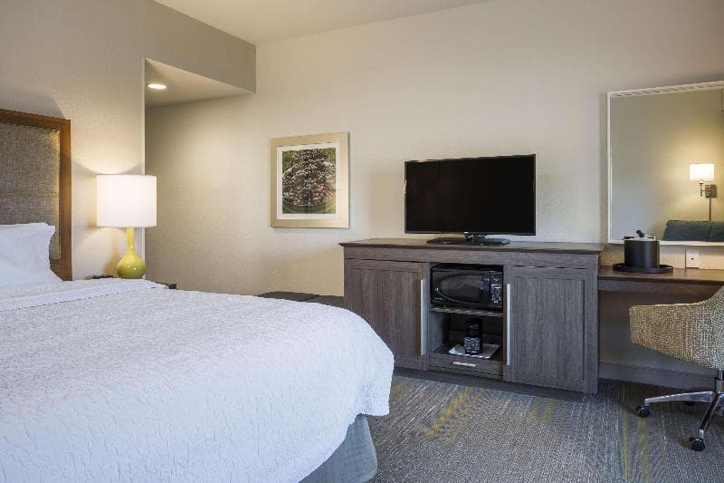 Hampton Inn & Suites Seattle/Woodinville, WA 2