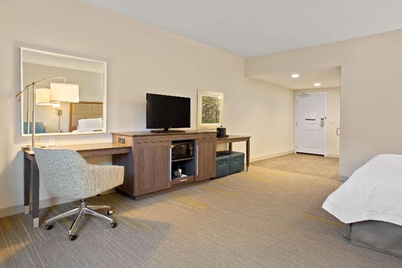 Hampton Inn & Suites Seattle/Woodinville, WA 5