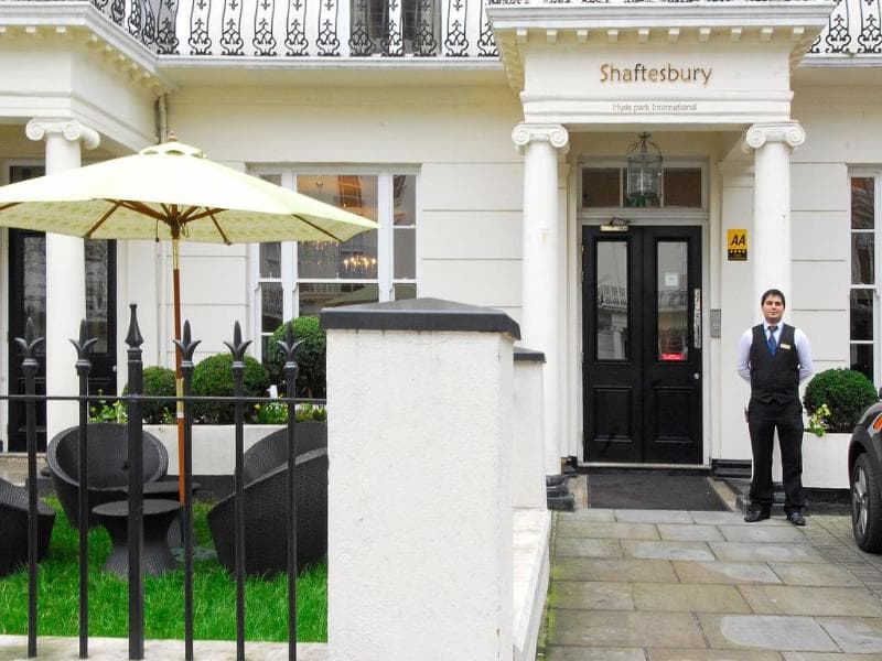 Shaftesbury Hyde Park International 4