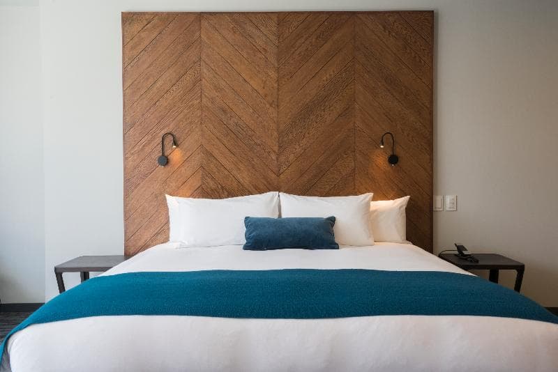 Atix Hotel 5