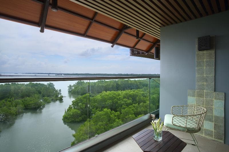 The Crystal Luxury Bay Resort 4