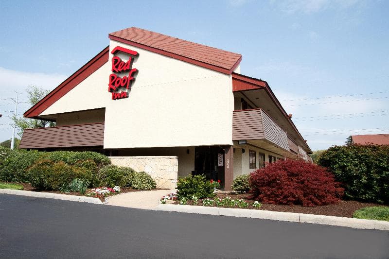 Red Roof Inn Parkersburg 5