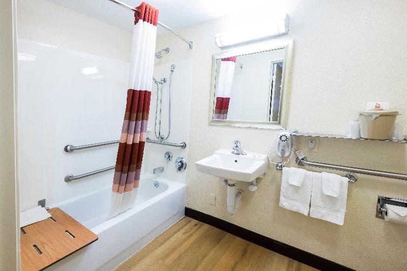 Red Roof Inn Florence - Civic Center photo 1