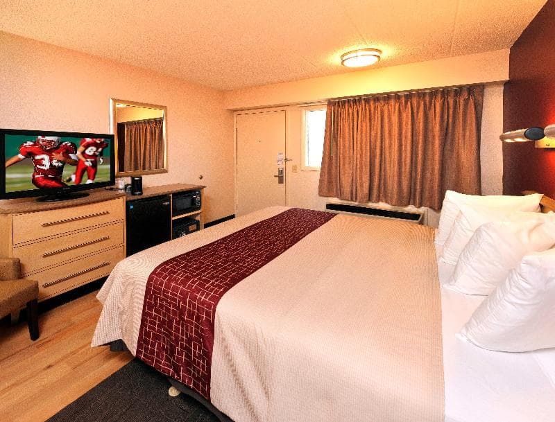 Red Roof Inn Utica 5