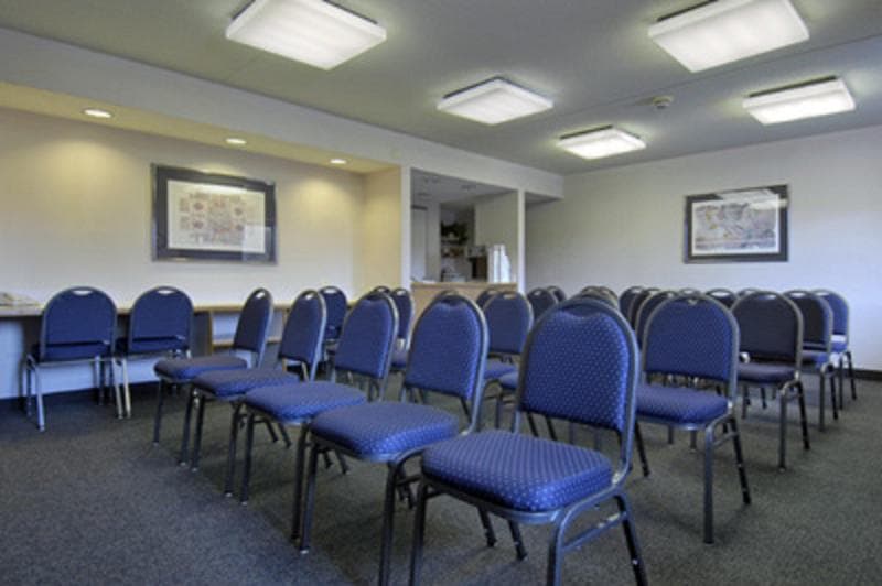 Red Roof Inn Toledo - University photo 1